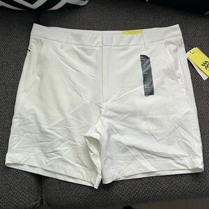 All in Motion Women's White Flat Front Shorts